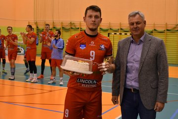 Czarni przegrali w zaległym meczu